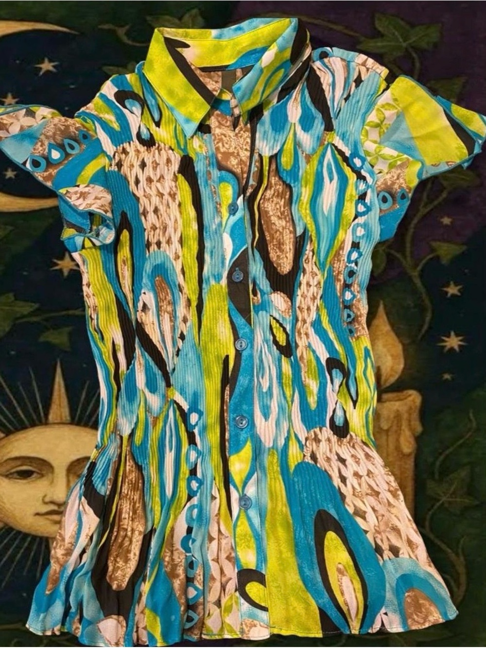 Abstract Blue & Lime Short-Sleeve Button Front Blouse